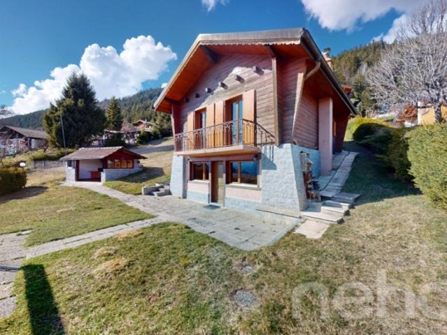 Chalet de charme à Savièse sur un vaste terrain de 1119 m²