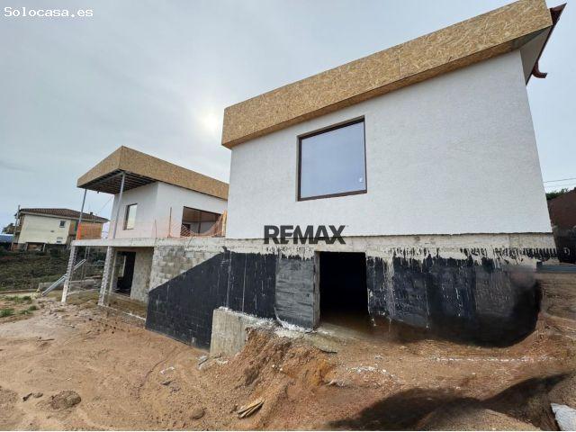 Chalet de obra nueva en Caldes de Malavella ? Urbanización