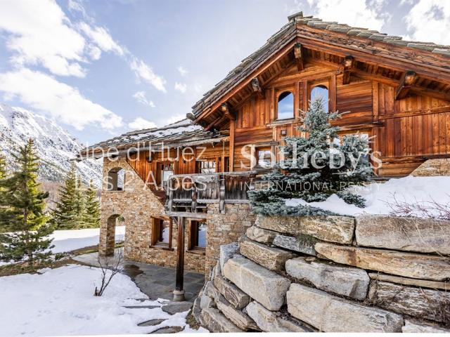 Chalet De la Lauze Au cœur de Montgenèvre à 150 mètres des pistes