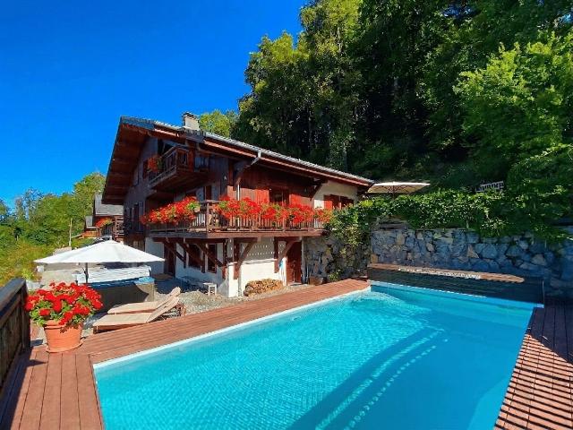 Chalet de luxe magnifiquement situé avec piscine, Samoëns 288m² Samoëns