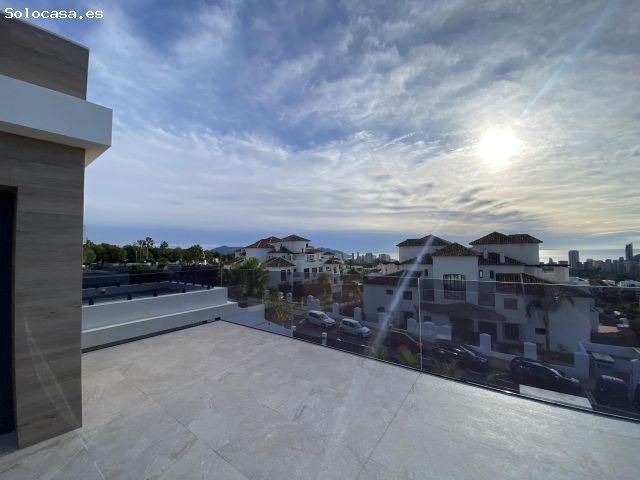 Chalet de lujo con viastas al mar en Finestrat