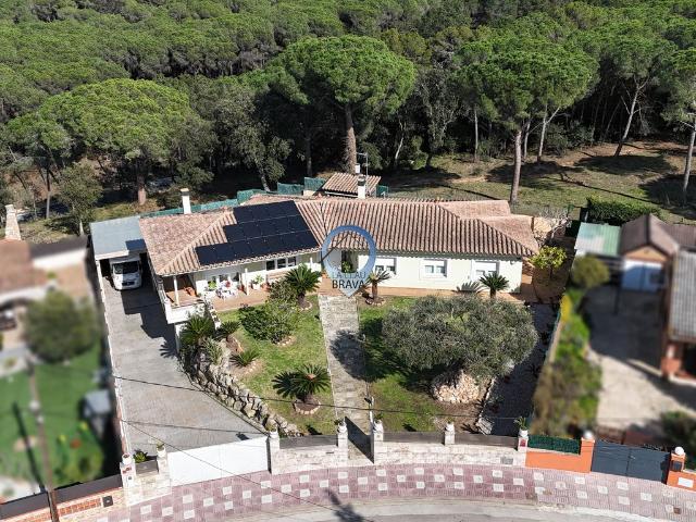 Chalet de lujo de 4 dormitorios en venta Pedralta 12, Santa Cristina de Aro, Cataluña