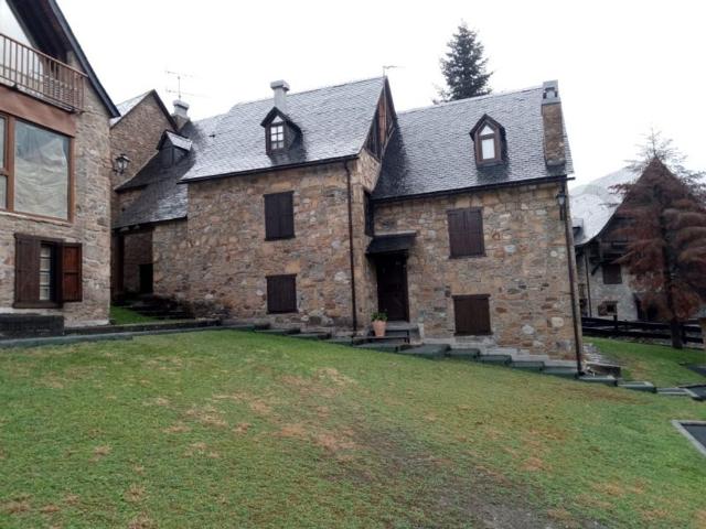 Chalet de lujo de 160 m2 en alquiler Naut Aran, Cataluña
