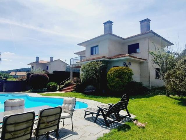 Chalet de lujo de 266 m2 en venta Lugar Abelleira 46, Tuy, Provincia de Pontevedra, Galicia