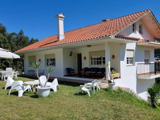 Chalet de lujo de 296 m2 en venta Ares, España
