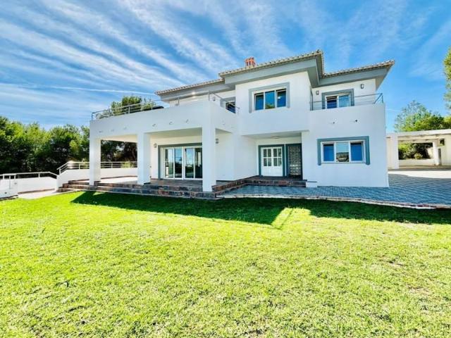 Chalet de lujo en venta en Jávea Distribuida en 3 niveles la. 300m² Jávea Xabia