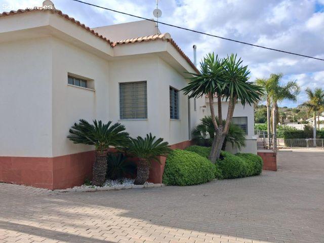 CHALET DE LUJO EN PEÑA LAS AGUILAS