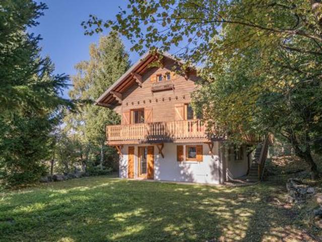 Chalet de prestige à vendre sur Auris