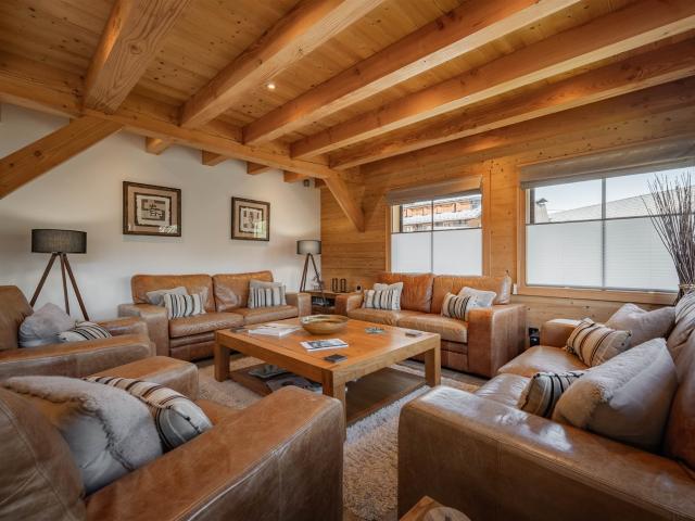 Chalet De Prestige À Samoëns – À Deux Pas De La Télécabine D. 200m² Samoëns