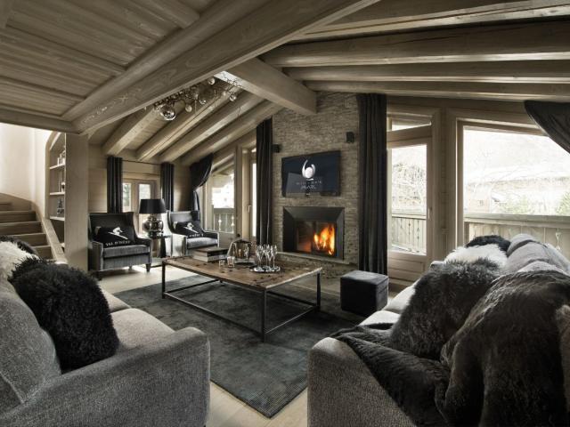 Chalet de prestige piscine intérieure