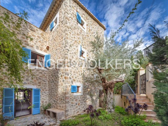 Chalet, Deià