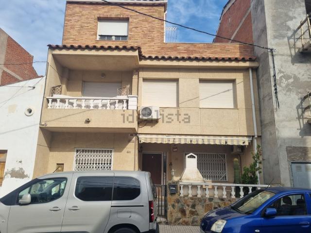 Chalet, Deltebre