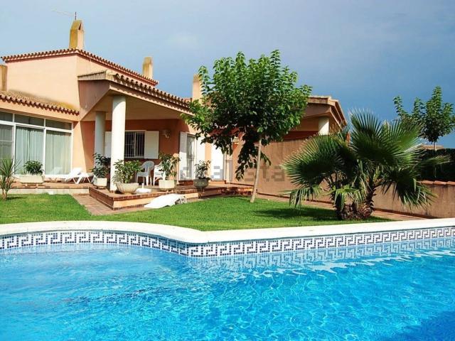 Chalet, Deltebre