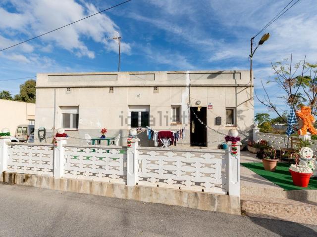 Chalet, Deltebre