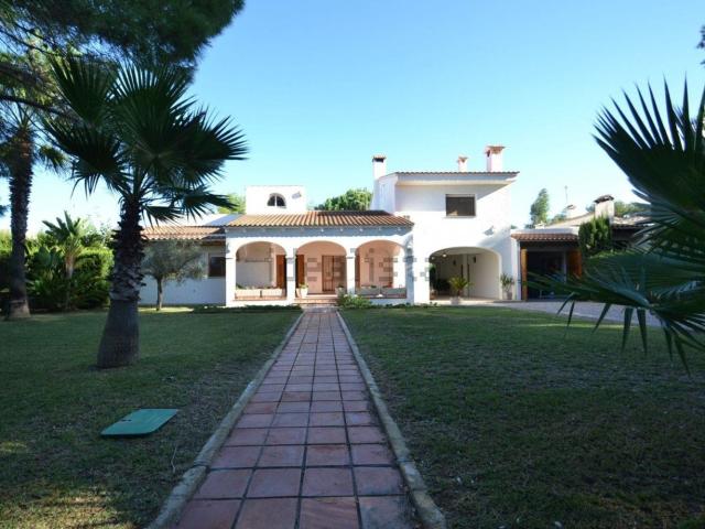 Chalet, Deltebre