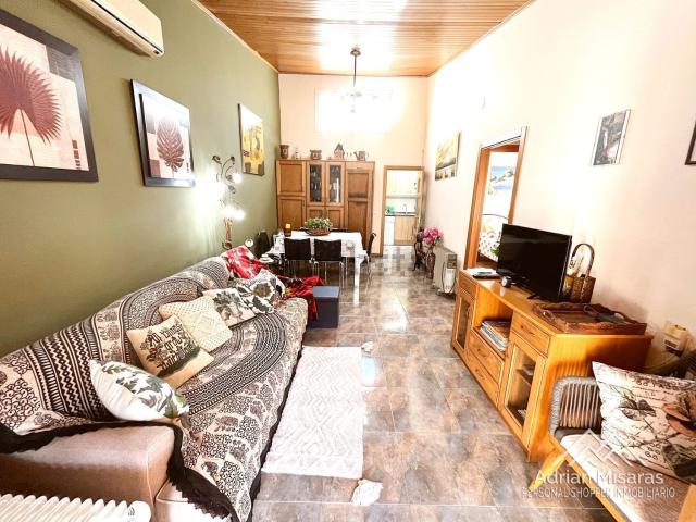 Chalet, Deltebre
