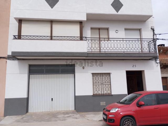 Chalet, Deltebre