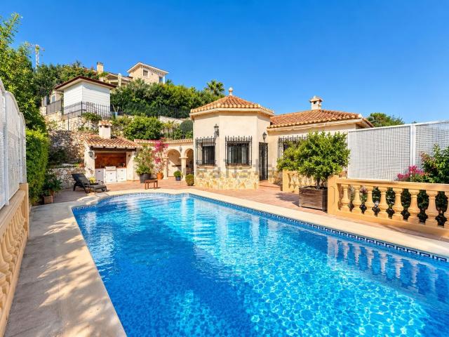 Chalet, Denia