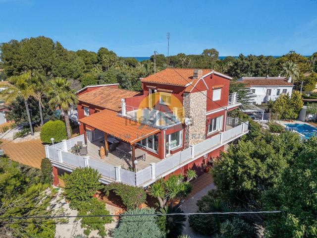 Chalet, Denia