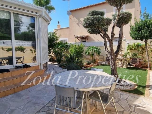Chalet, Denia