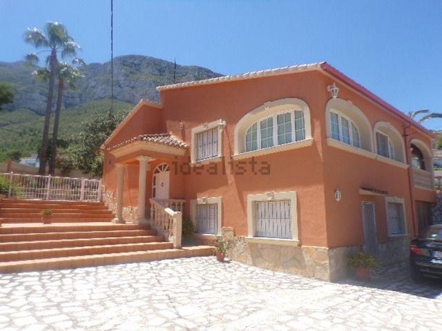 Chalet, Denia
