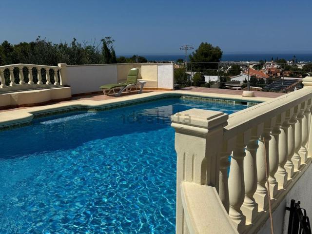 Chalet, Denia