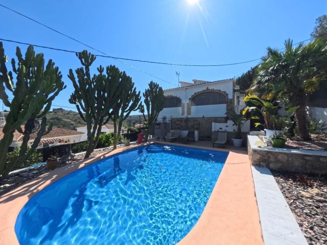 Chalet, Denia