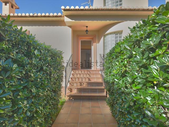 Chalet, Denia