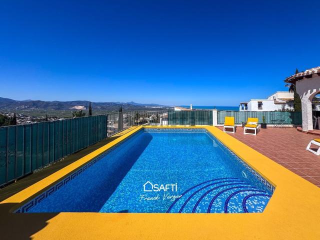 Chalet, Denia