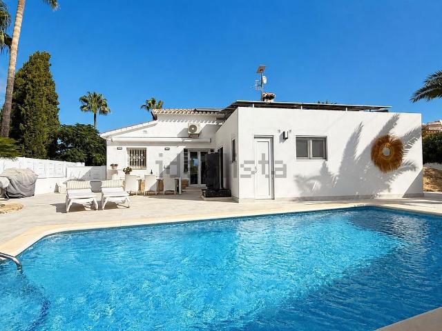 Chalet, Denia