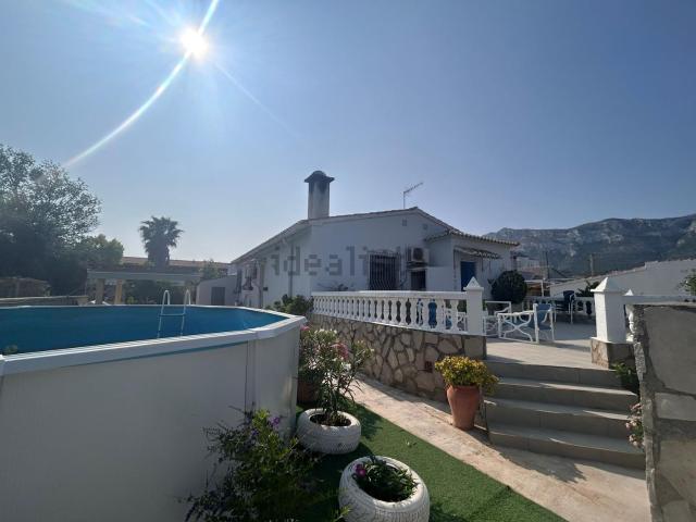 Chalet, Denia