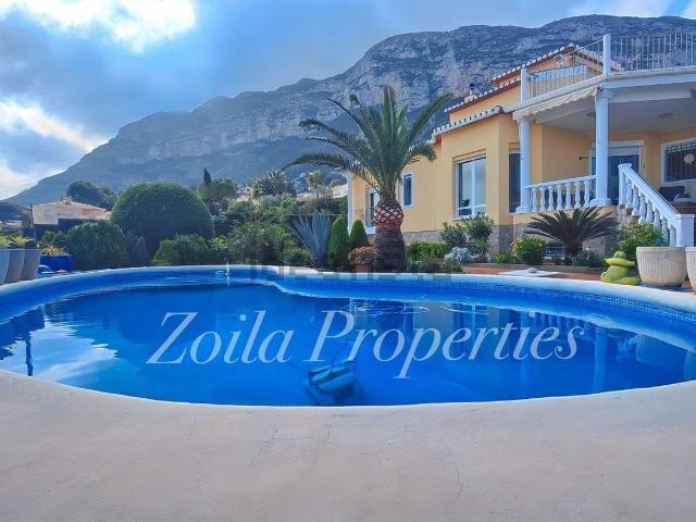 Chalet, Denia