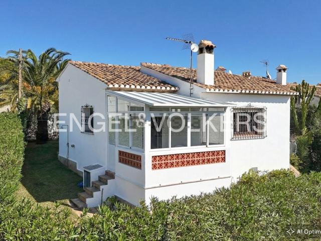 Chalet, Denia