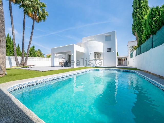 Chalet, Denia