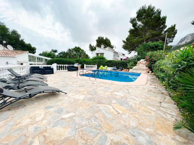 Chalet, Denia