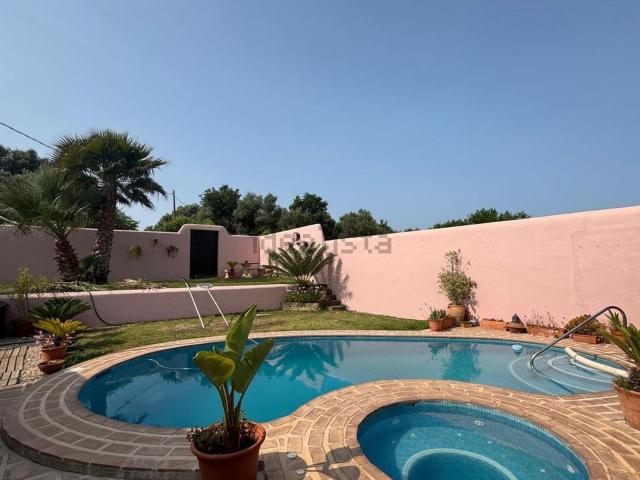 Chalet, Denia