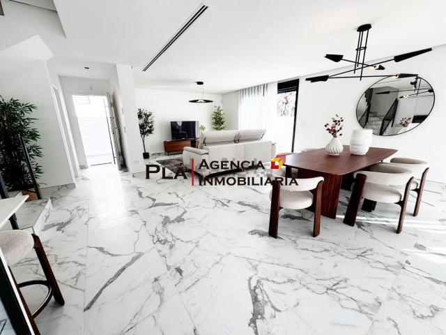 Chalet, Denia