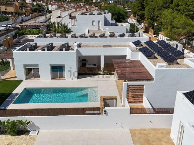 Chalet, Denia