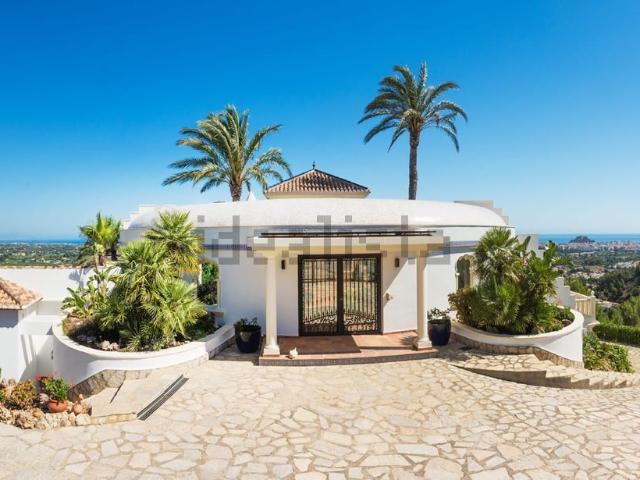 Chalet, Denia