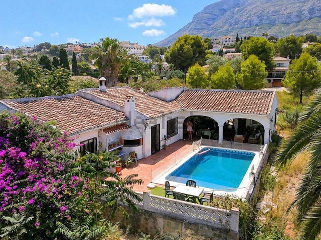 Chalet, Denia