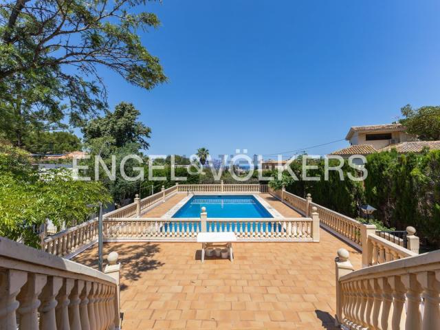 Chalet, Denia