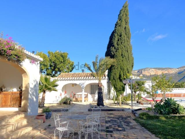 Chalet, Denia