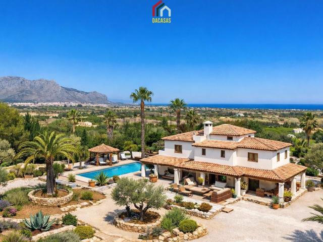 Chalet, Denia