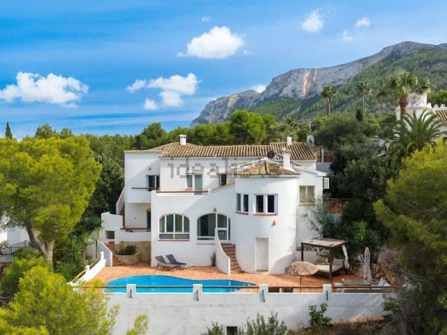 Chalet, Denia