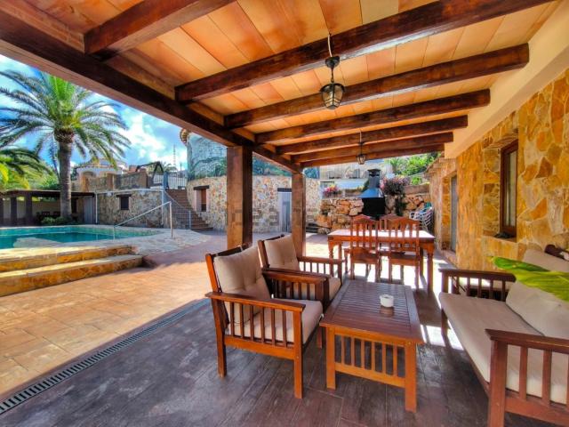 Chalet, Denia