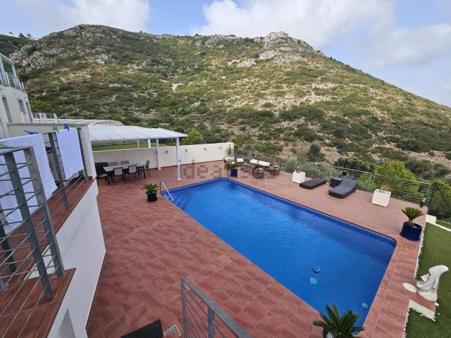 Chalet, Denia
