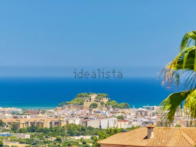 Chalet, Denia