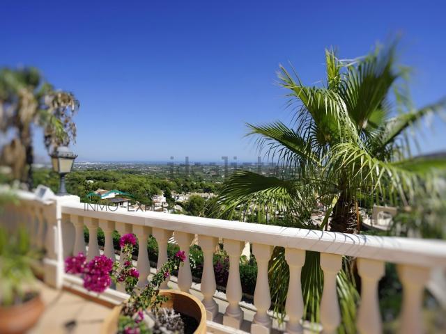 Chalet, Denia