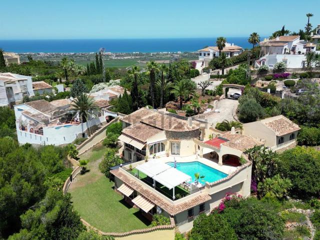 Chalet, Denia
