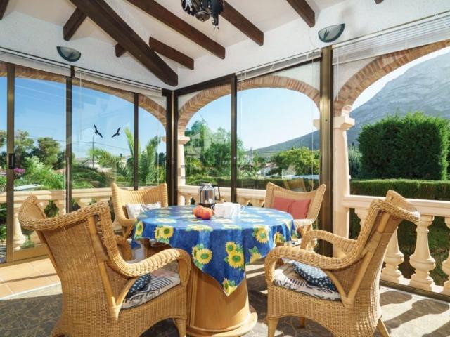 Chalet, Denia